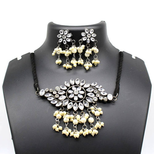 Choker Necklace Jewellery Set | Kundan Studded | FBK911N011 - FairyBellsKart