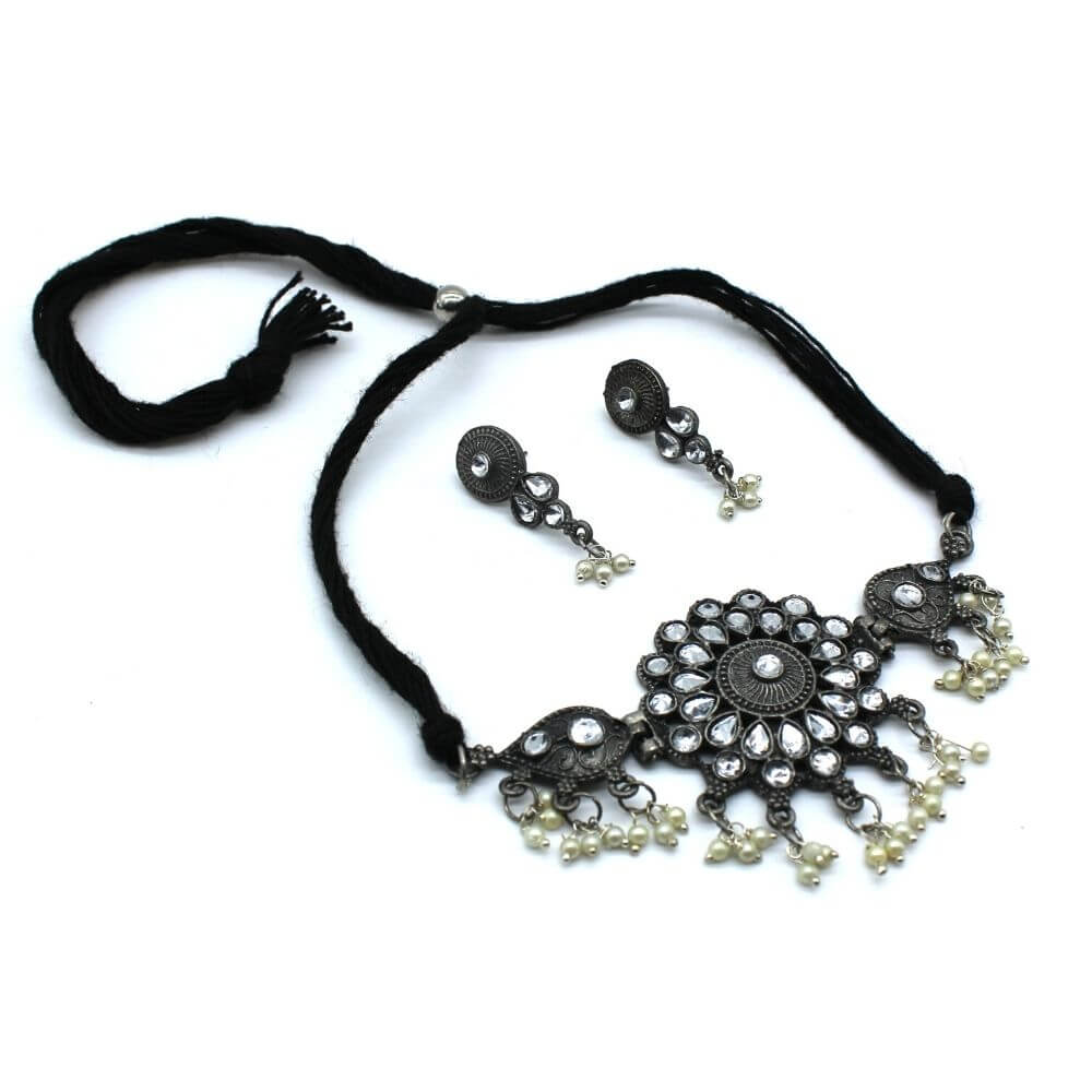Choker Necklace Jewellery Set | Kundan Studded | FBK911N012 - FairyBellsKart